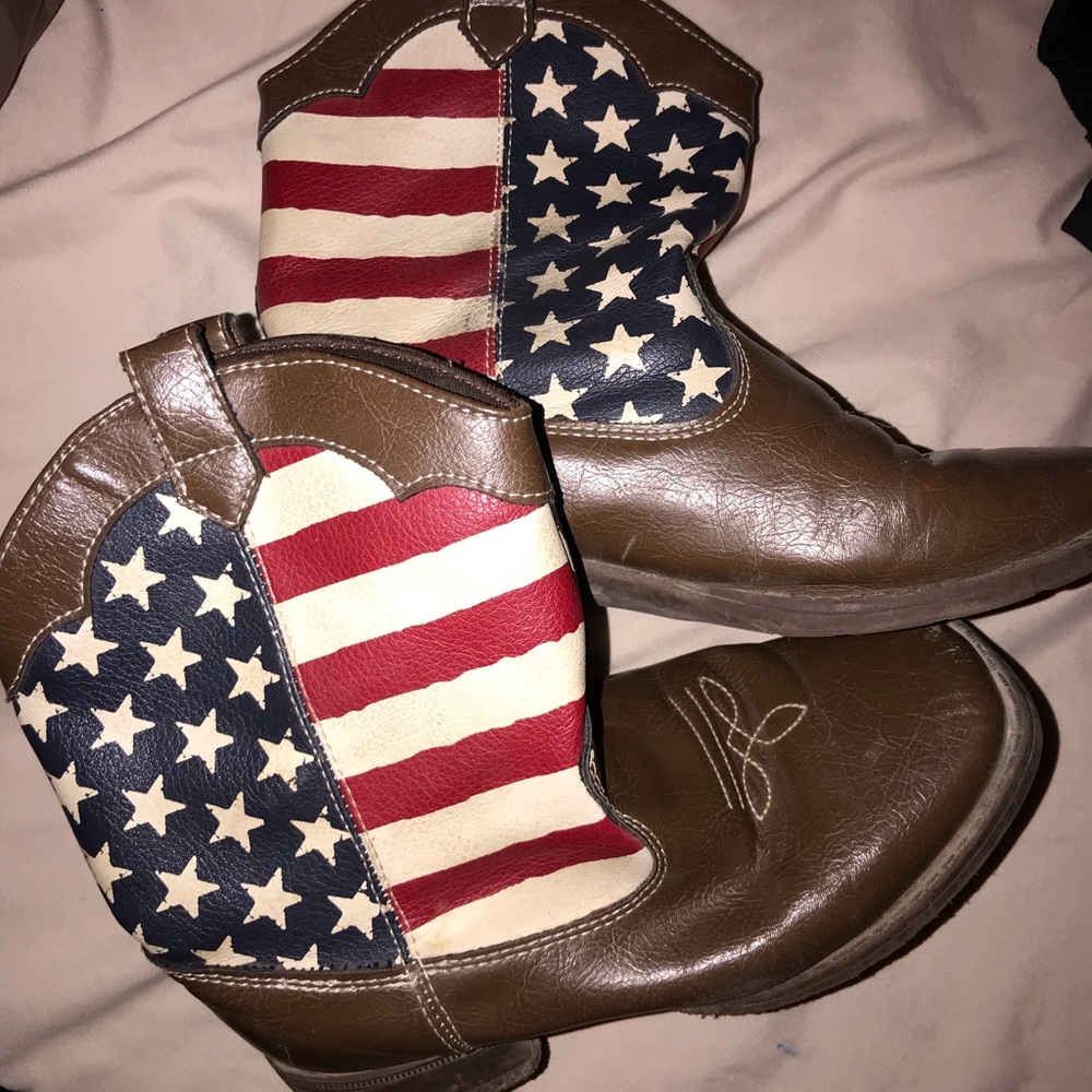 American boots kid size 12